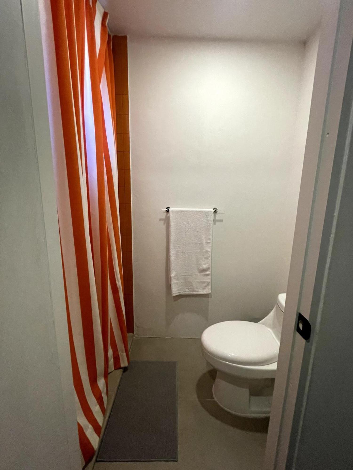 Nina'S - Juan Santamaria Hotel Alajuela Ngoại thất bức ảnh