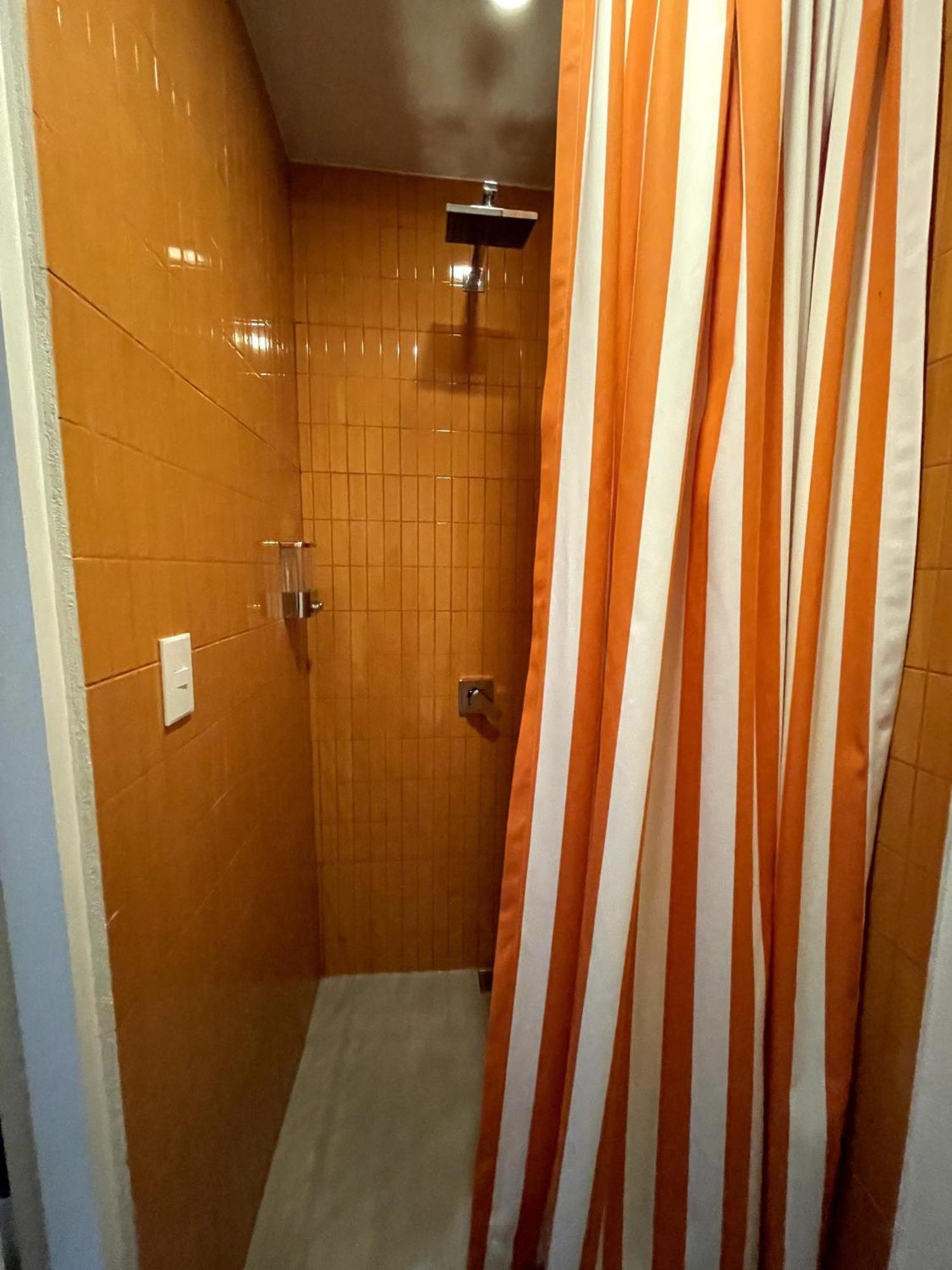 Nina'S - Juan Santamaria Hotel Alajuela Ngoại thất bức ảnh